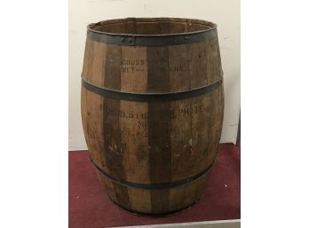 Vintage Large Wooden Barrel 29 Inches Tall X 20 Inches Diameter. One Of The Nicest Barrels Ive Ever Seen