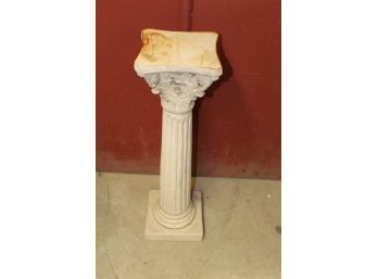 Columnar Pedestal With Acanthus Leaves