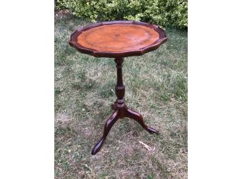 Mahogany Pie Crust Stand With Leather Top