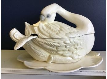 Ceramic Goose Tureen With Ladle And Lily Pad Platter