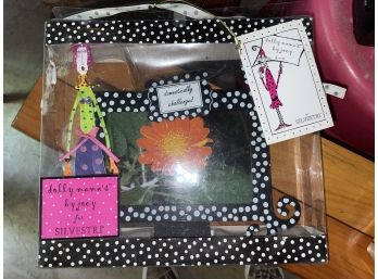 New Whimsical Dolly Mama 4 X 6 Picture Frame