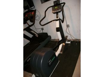 Precor EFX 544 Elliptical Fitness Crosstrainer - Commercial Gym Quality