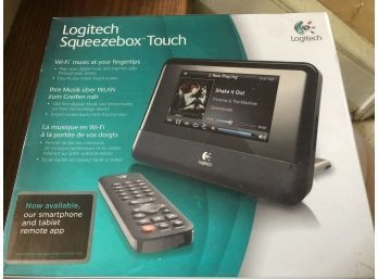 Logitech Squeezebox Touch Digital Music System New In Box