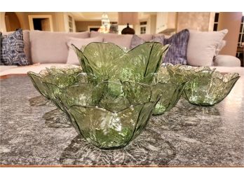 Green Plastic Large Salad Bowl With (9) Bowls