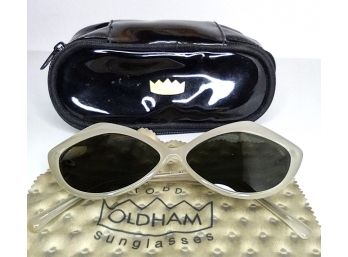 VINTAGE TODD OLDHAM SUNGLASSES MADE WITH NIKON LENSES - ORIGINAL CASE AND WIPING CLOTH INCLUDED