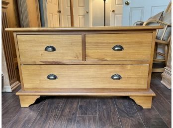 Brazilian Chest With Two Over One Long Drawers