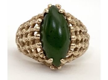 14K Gold Ring With Jade Stone - Size 6 1/4 - 4.20 Gross Dwt