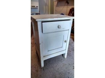 Cute Antique Side Table - 18x16x25'H