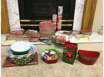 Lot Of  New Holiday Paper & Plastic Dinnerware