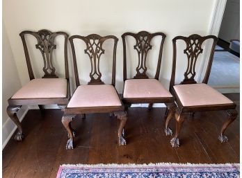 Set Of 4 Chippendale Style Mahogany Dining Chairs Lot 1 23x17x39in