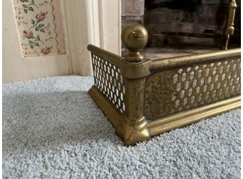 Early 20th Century Brass Fireplace Fender With Reticulated Panels And Ball Finials On Corners, 54.5x9x5