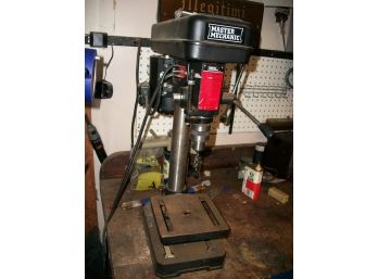 MASTER MECHANIC 8' 5-Speed Drill Press