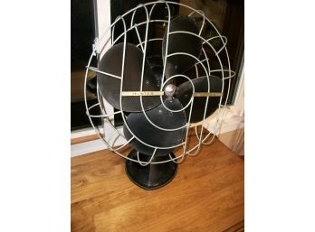Retro / Vintage Hunter Zephair Oscillating Fan