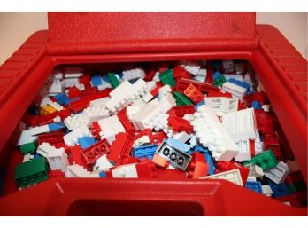 Vintage Retro 1985 Red Lego Case & 710 Mixed Lot Of Lego Pieces