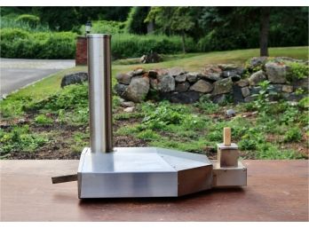 Uuni Outdoor Pellet Pizza Oven