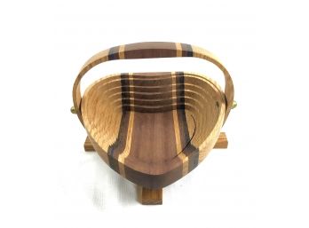 Deep Springs Collapsible Wood Basket/Trivet - Heart Shaped