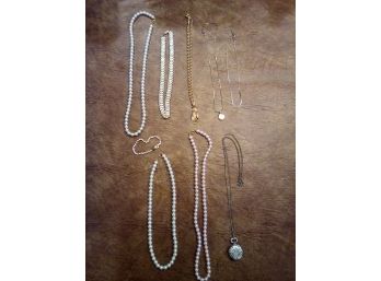 Lot Of Beautiful Mixed Costume Jewelry - Pearl Style, Pendants, Rhinestone, Watch Pendant     A3