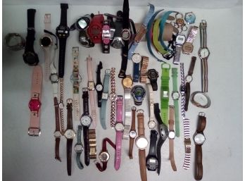 Watches Lot: Vintage, Goldtone/silvertone, Straps (Including SEIKO) Timex,  Dressy, Sport & Casual Models  E4