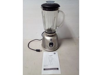 GE Blender With Glass Measured Pitcher - Item Stock # 169053 - Works              C4