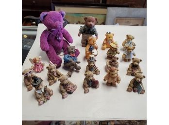 19 Bears - Fantastic Lot Of Bronson Collectibles, Cherished Teddies, & Bears Of The Month Collection D1