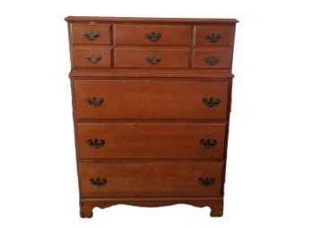 Vintage Thomasville Furniture Industries Chest Of Drawers - FAIRFIELD PICKUP
