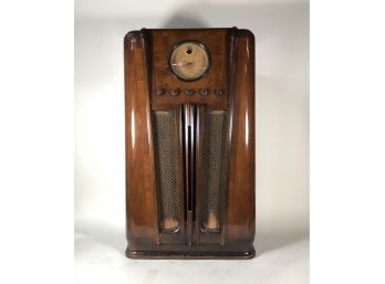 Sears & Roebuck Silvertone Radio, Model 4586