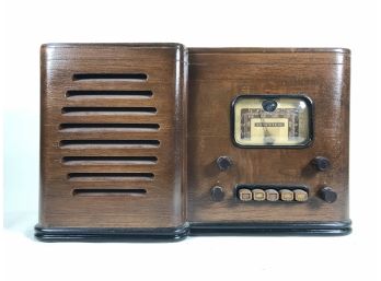 Sears Art Deco Silvertone Radio