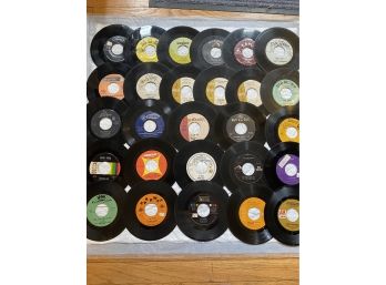 Vinyl 45 Collection - Classics Incl Chubby Checker, Joe Cocker & More
