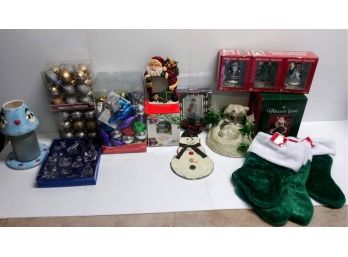 Huge Lot Of Christmas Decorations *Candle Plate/Shade, Ornaments, Stockings & More!*