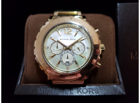 New In Box Michael Kors Unisex Mother Of Pearl Chronograph Watch