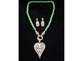 Beautiful Sterling Silver Jadite Bead Marcasite Necklace And Earring Set