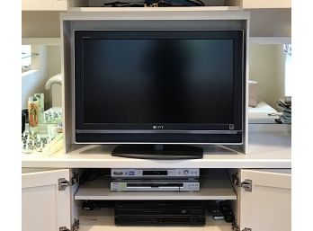 Sony Bravia Television 32” And Components