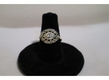 14K White Gold With Diamonds Ring Size 5.75