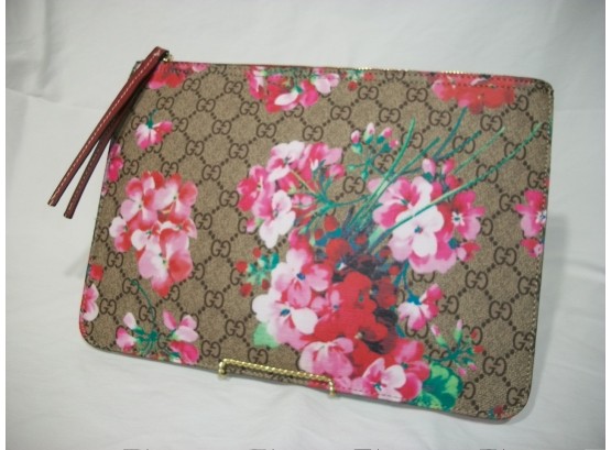 Fabulous Gucci Style  Zip Pouch / Clutch W/Pink & Red Flowers