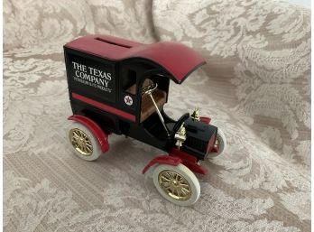 Ertl 1905 Replica Die Cast Metal Texaco Ford Delivery Car Coin Bank