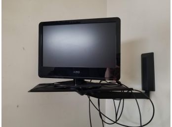Visio Flat Screen TV And Wallmount