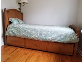 Ethan Allen Twin Platform Bed With Storage Drawers
