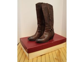 SOFFT Porter Chocolate Brown Womens Sz 8.5 Western Style Full Zip Tall Boots