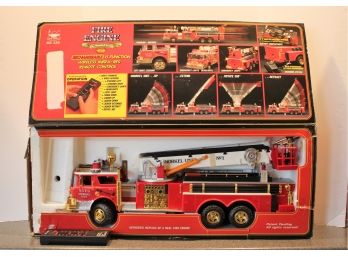 HUGE!!! The Snorkel Multi Function Truck Fire Engine Battery Operated W/Remote