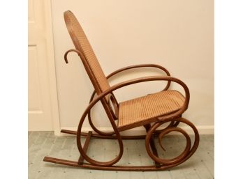 Schaukelstuhl By Gebrüder Thonet Rocking Chair
