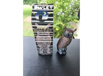 Battery Operated Singing Owl