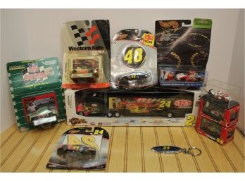 NOS Mixed Lot Of NACAR Race Cars & Keychain