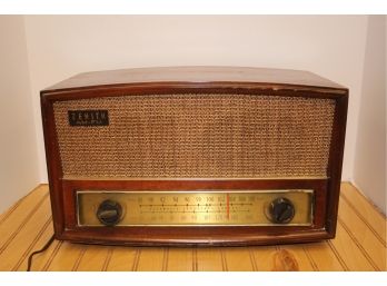 Vintage ZENITH AM/FM Wood Cabinet Tabletop Radio Model G730