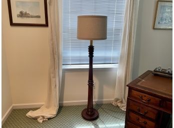 Column Form Wood Floor Lamp With Linen Barrel Shade