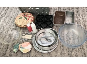 Lot Of Assorted Vintage Bakeware & Cookware - Pampered Chef & More
