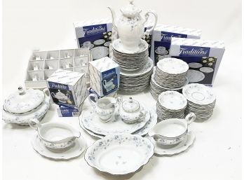 A Large Haviland Blue Garland Porcelain Dinner Service (for 16) Plus Extras