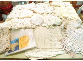 Doilies Linen Lot