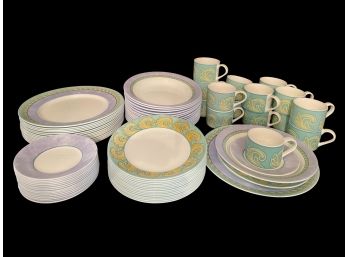 Corning Ware, Serving For 16 , 80 Pieces China Set.