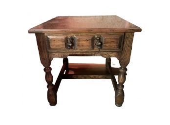 Vintage Drexel Side Table With A Single Drawer.