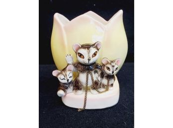 Cute Vintage Ceramic Cat Family Tulip Vase